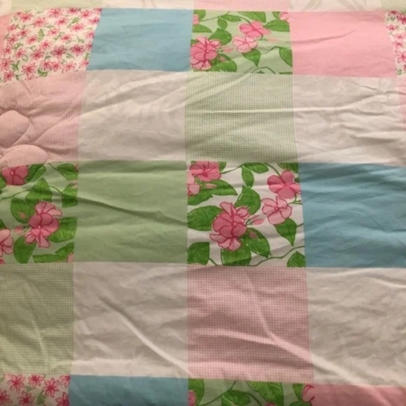 Lilly Pulitzer twin patchwork comforter quilted flowers reversible 100% cotton - Picture 2 of 11